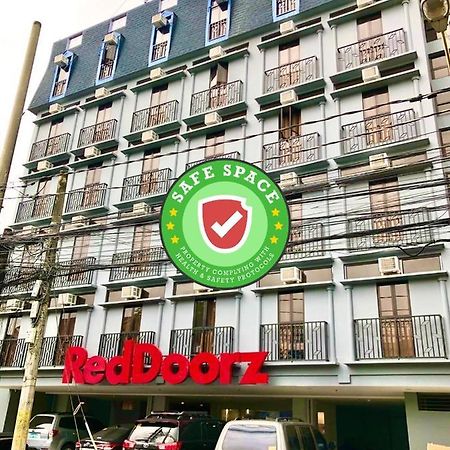 Reddoorz Plus @ Jardin Suites Guadalupe Nuevo Mandaluyong Eksteriør bilde