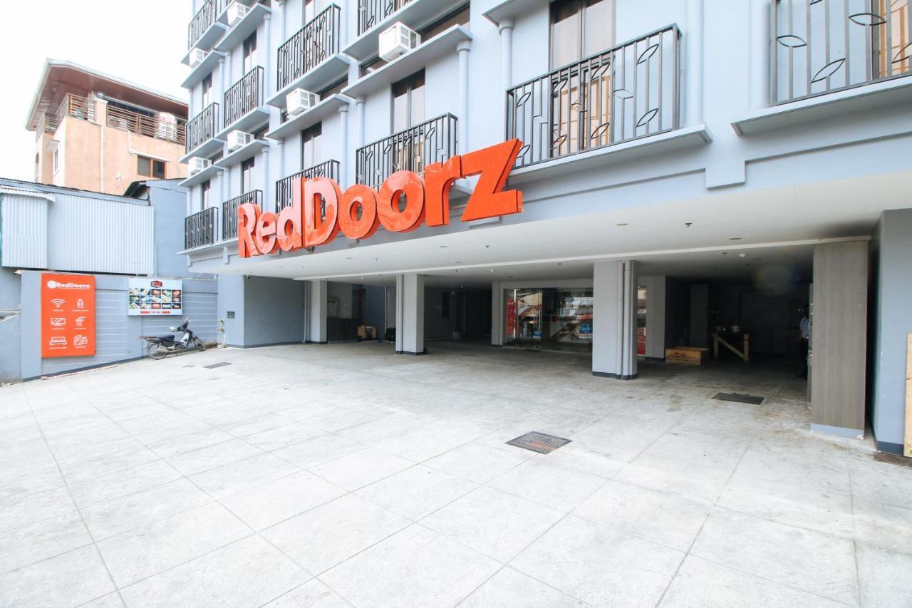 Reddoorz Plus @ Jardin Suites Guadalupe Nuevo Mandaluyong Eksteriør bilde